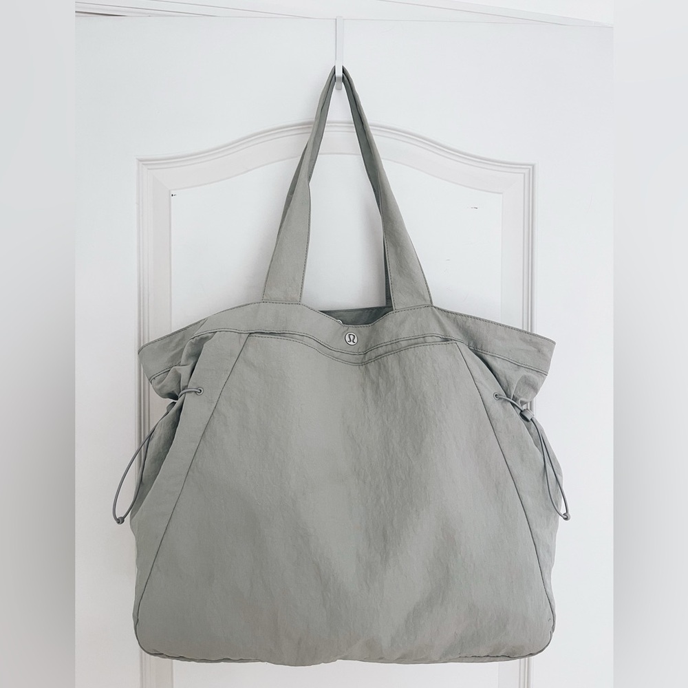 Lululemon Tote Bag